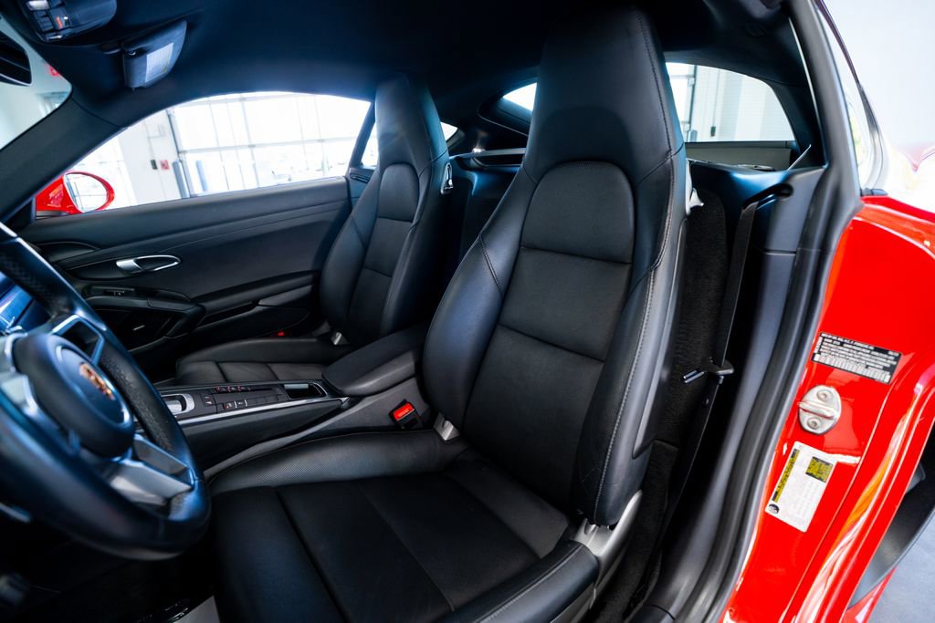 Used 2019 Porsche 718 Cayman RWD image 30