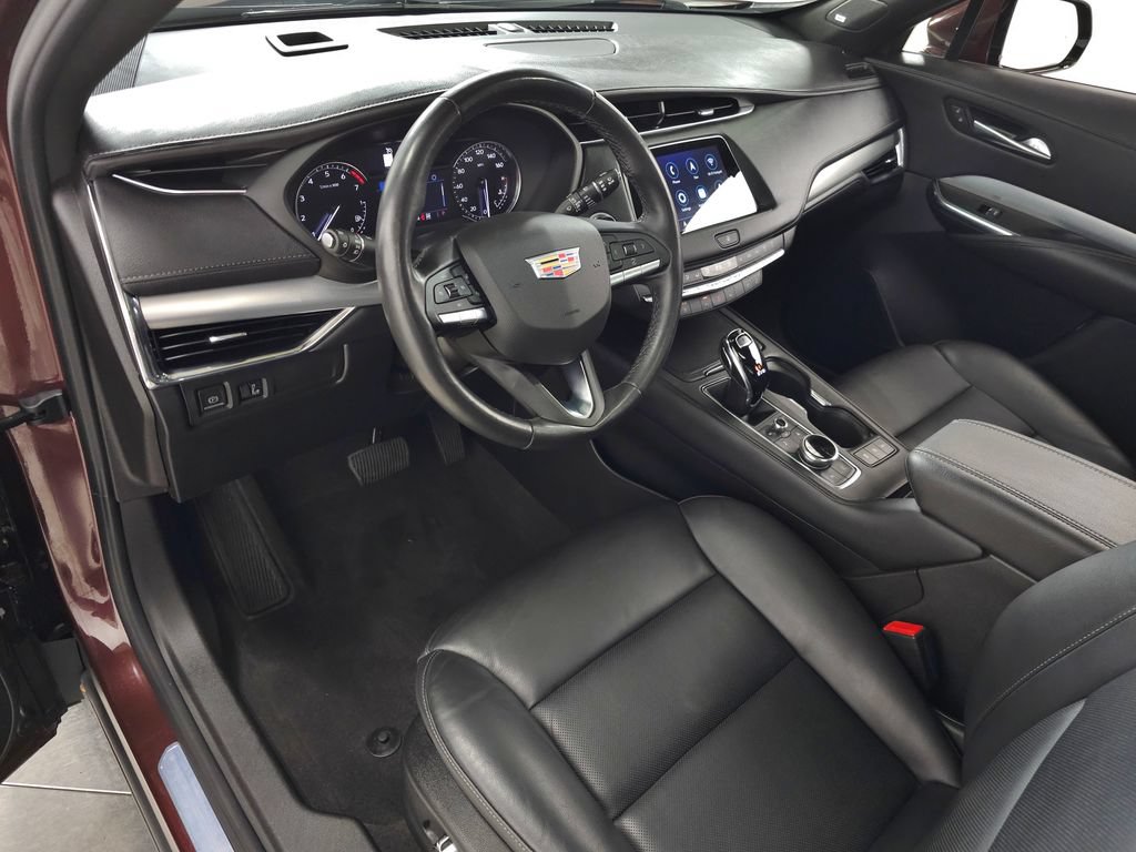 Used 2023 Cadillac XT4 Premium Luxury AWD/4WD image 17