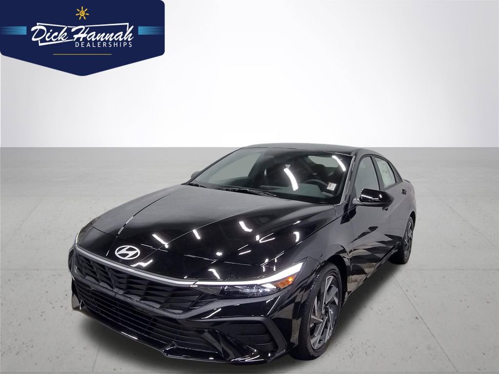 New 2025 Hyundai Elantra SEL