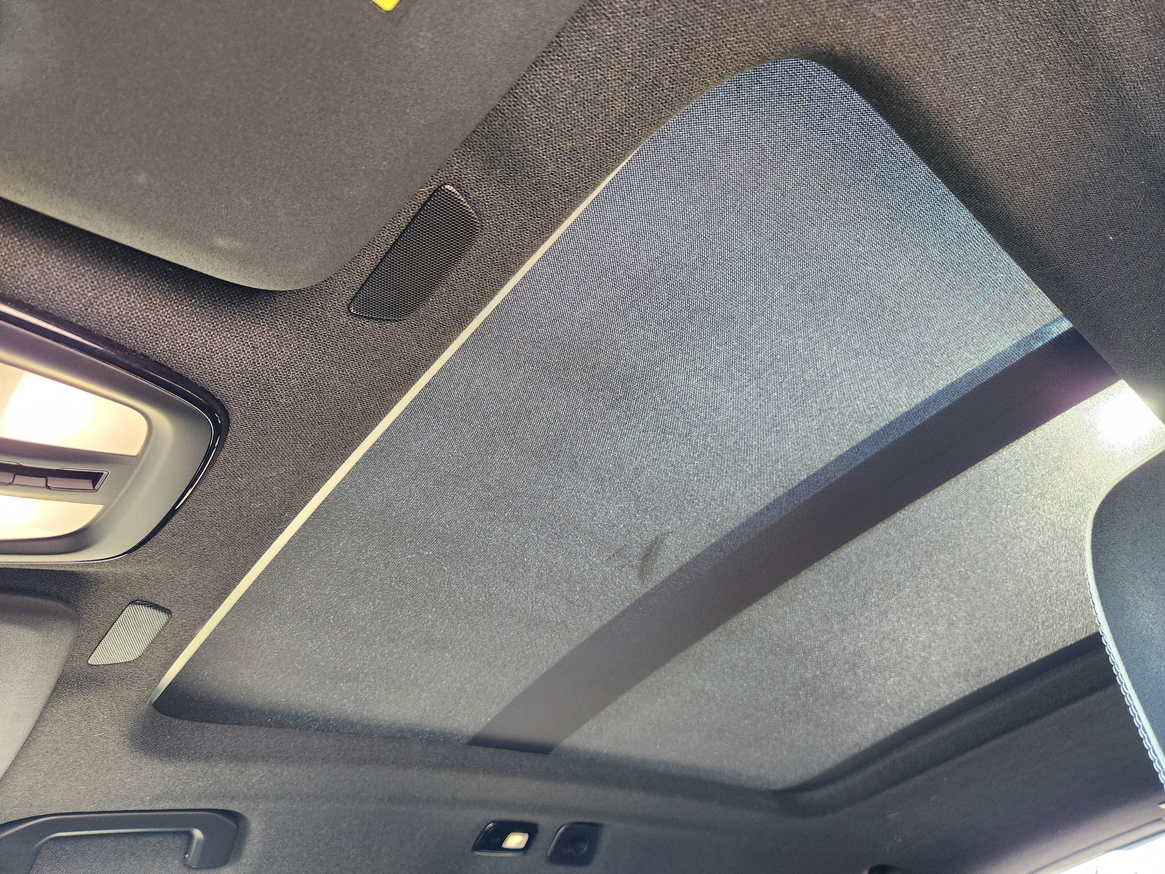 Used 2024 Volvo XC40 Recharge Plus w/ Protection Package Premier image 27