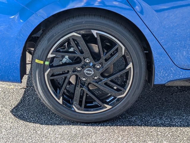 New 2026 Nissan Sentra SR w/ SR Premium Package FWD image 8