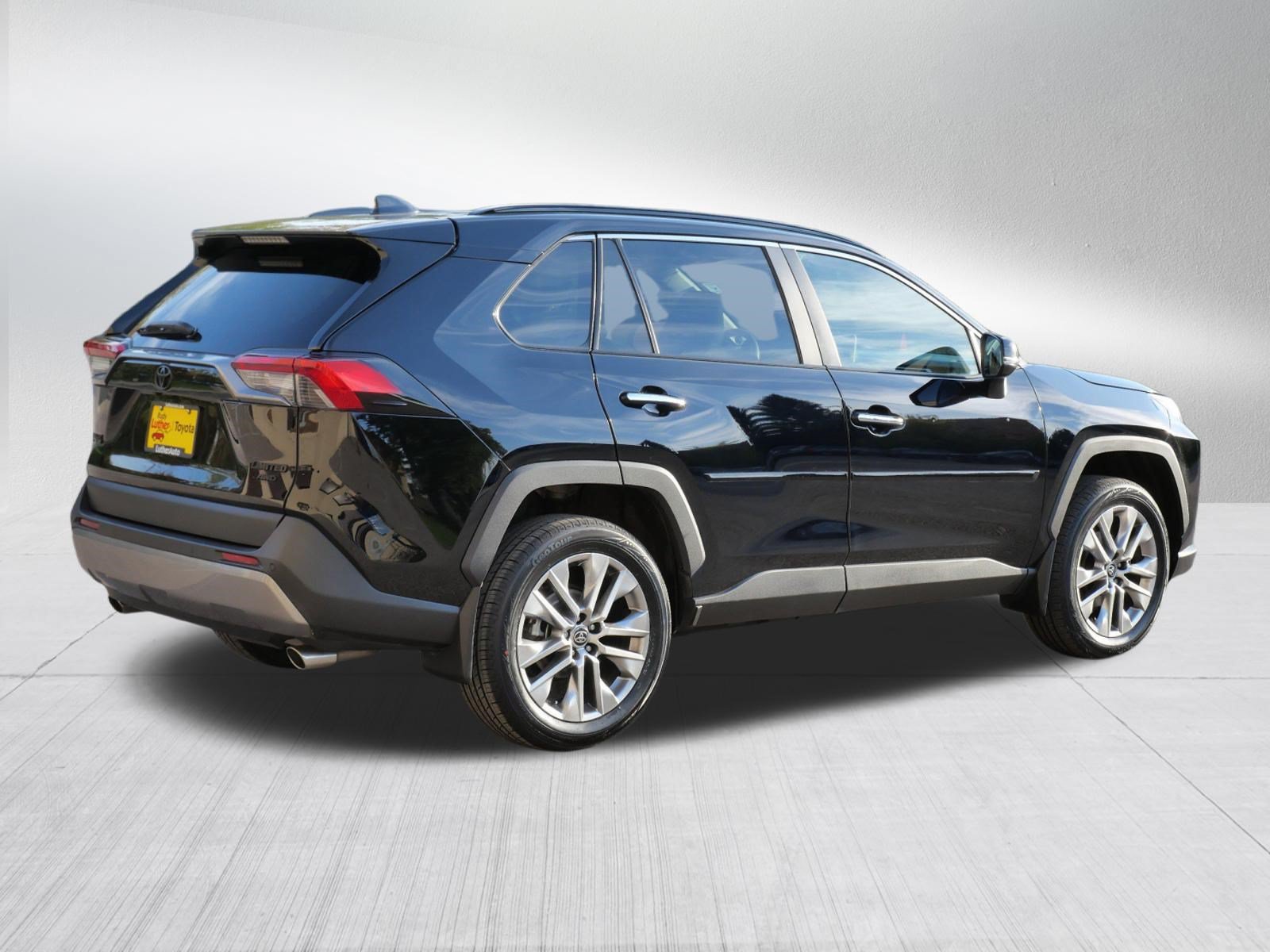 Certified 2023 Toyota RAV4 Limited w/ Limited Grade Weather Package AWD/4WD image 8