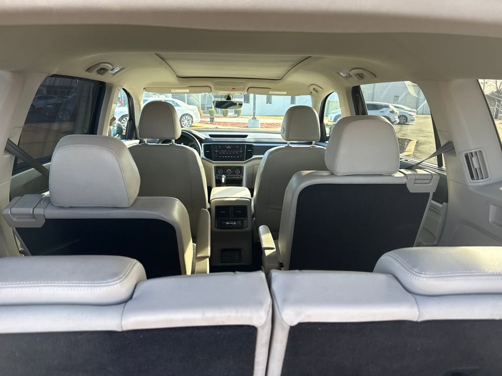 Used 2021 Volkswagen Atlas SE w/ Panoramic Sunroof Package image 51