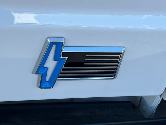 New 2025 Ford F150 Lightning Flash AWD/4WD video 2