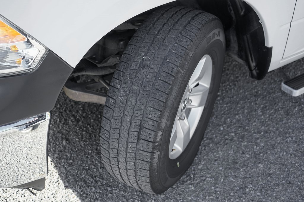 Used 2017 RAM 1500 Tradesman w/ Chrome Appearance Group image 33