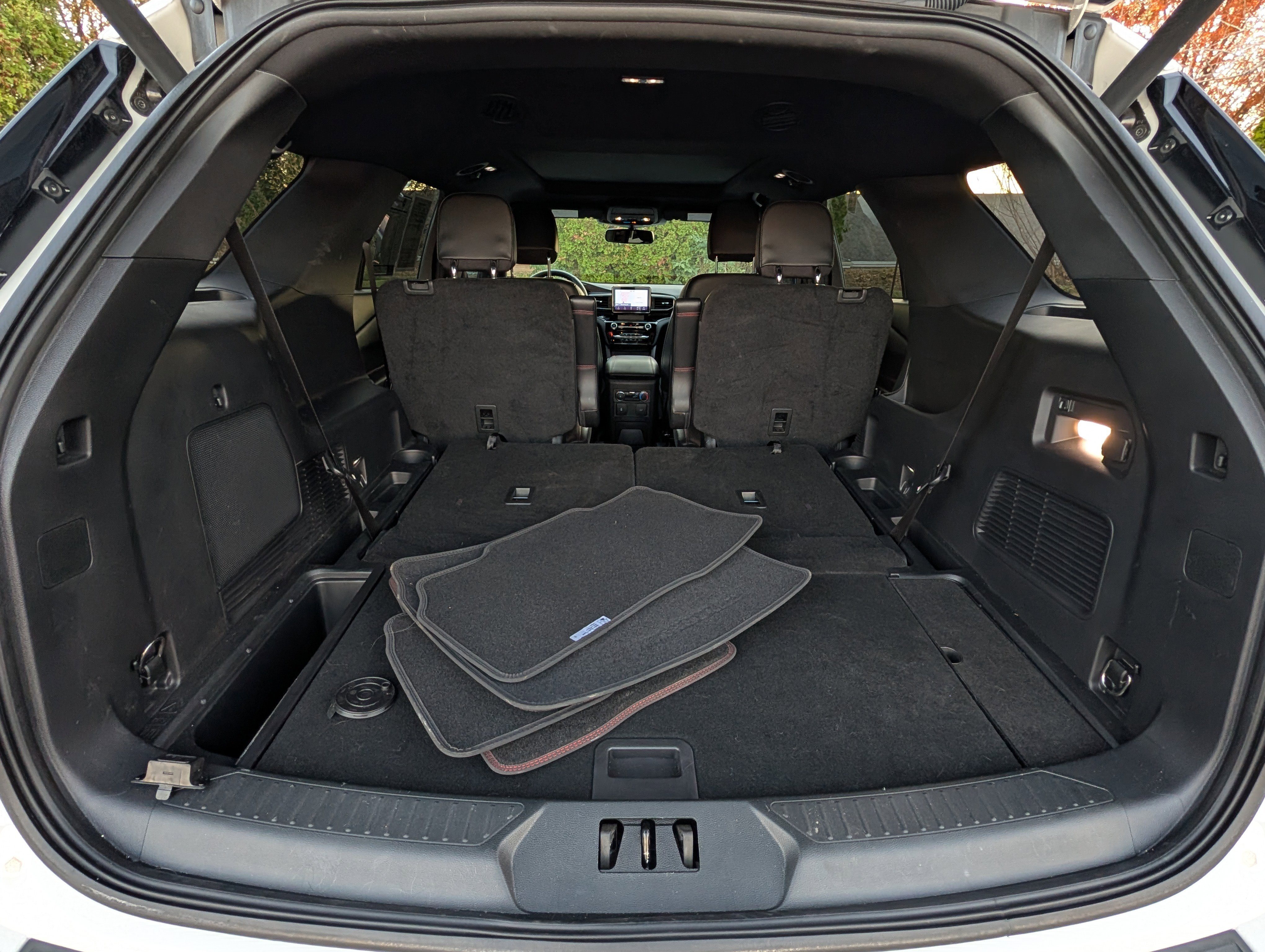 Used 2023 Ford Explorer ST-Line image 37