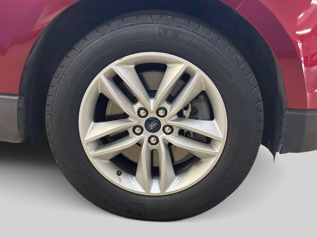 Used 2018 Ford Edge SEL w/ Equipment Group 201A AWD/4WD image 13