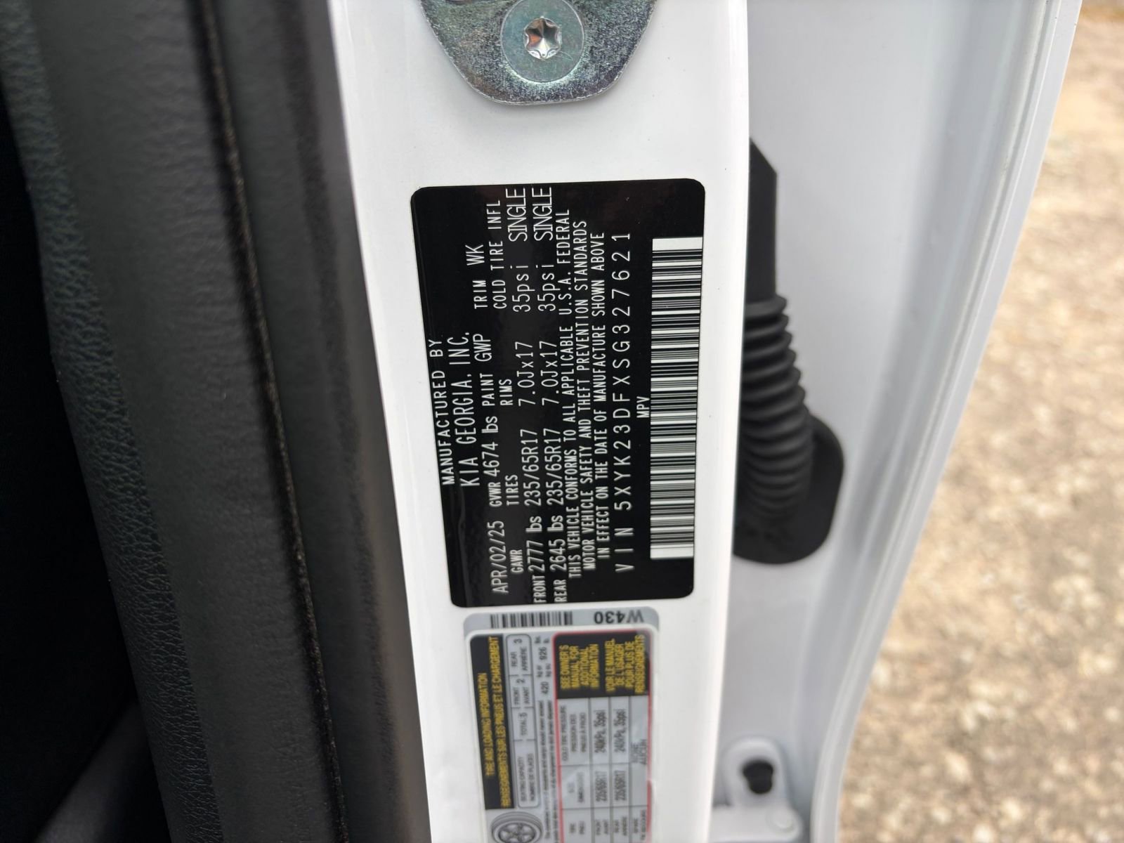 Used 2025 Kia Sportage LX FWD image 28