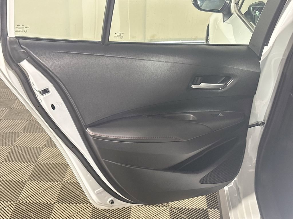 Used 2024 Toyota Corolla SE image 19