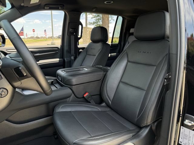 Used 2024 GMC Yukon XL Denali w/ Max Trailering Package AWD/4WD image 28