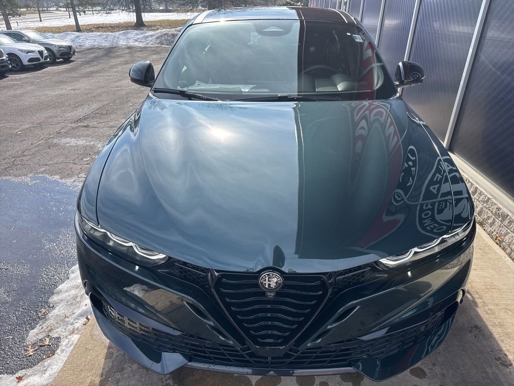 New 2026 Alfa Romeo Tonale w/ Active Assist Package AWD/4WD image 5