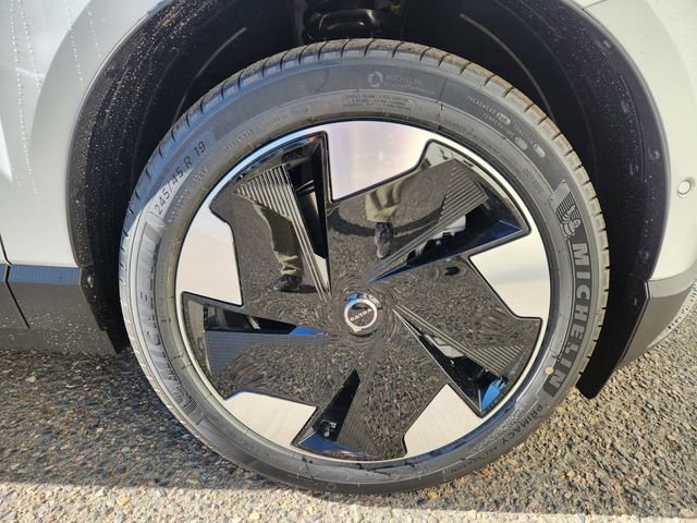 New 2026 Volvo EX30 Ultra w/ Protection Package Premier AWD/4WD image 18
