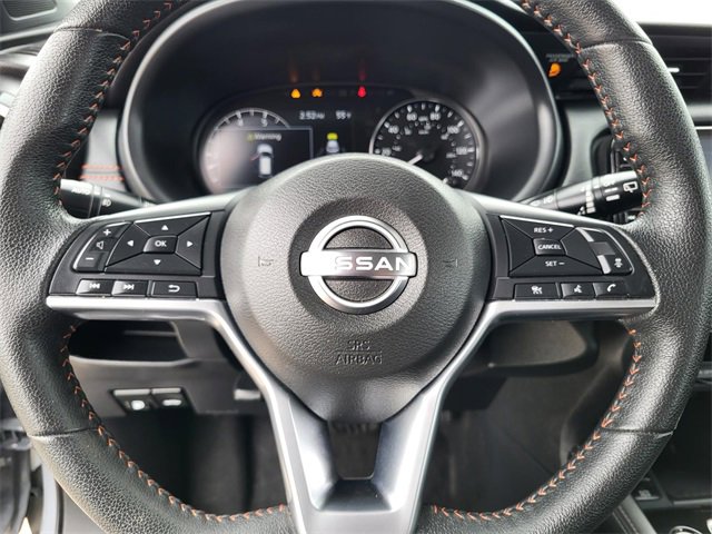Used 2024 Nissan Kicks SR image 3
