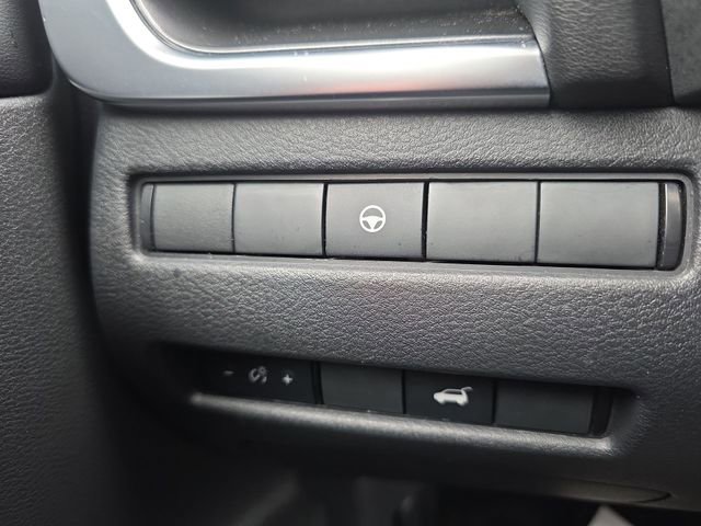 Certified 2023 Nissan Rogue SV w/ SV Premium Package image 32