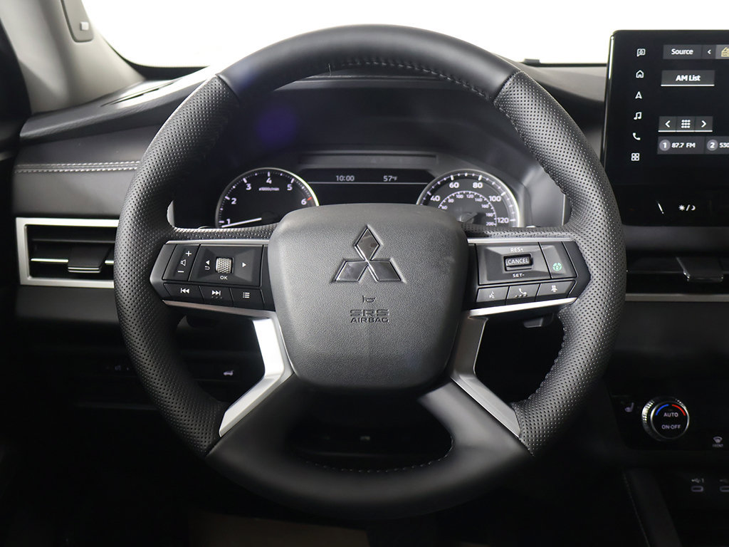 New 2026 Mitsubishi Outlander SE AWD/4WD image 38