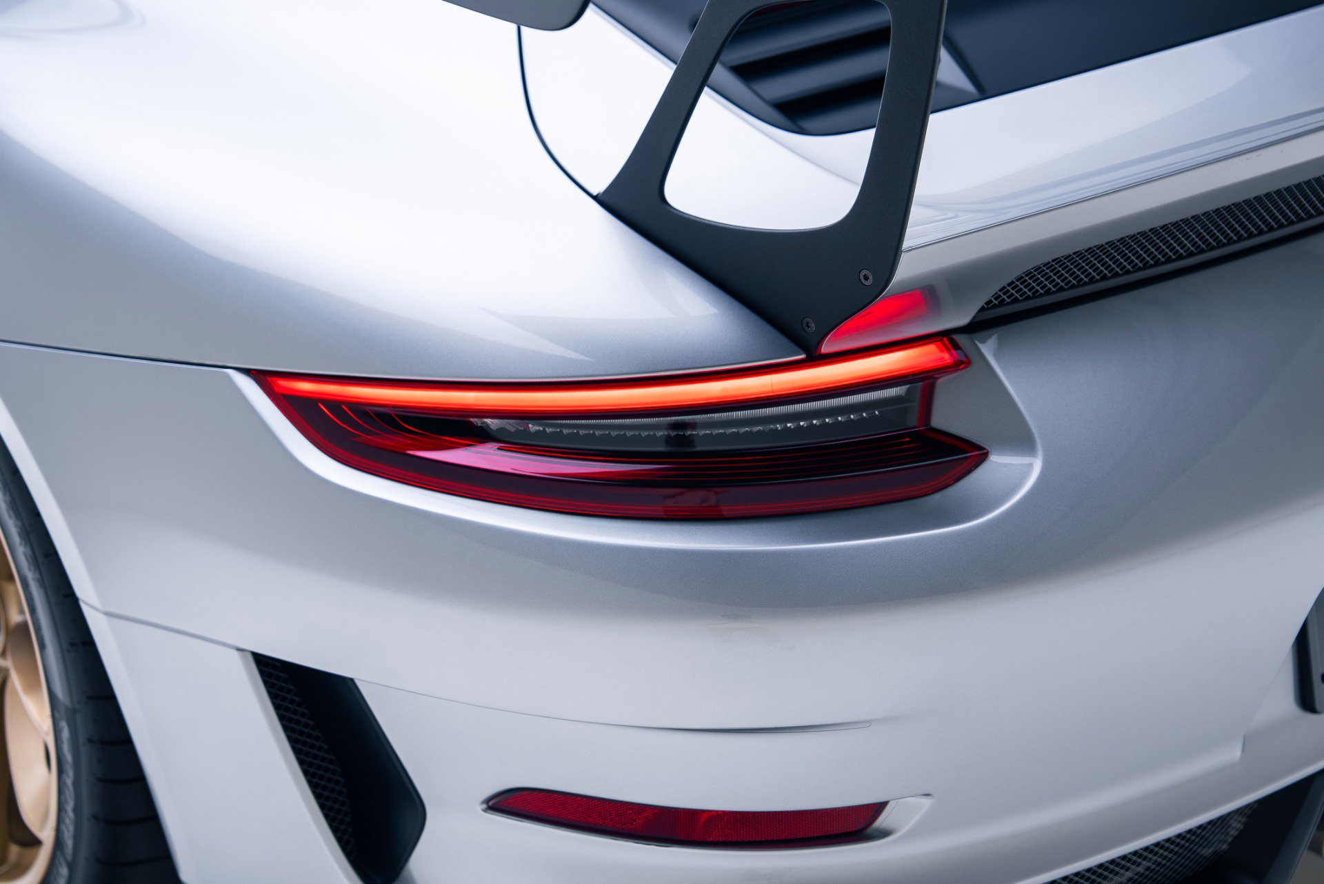 Used 2019 Porsche 911 GT3 RS image 27