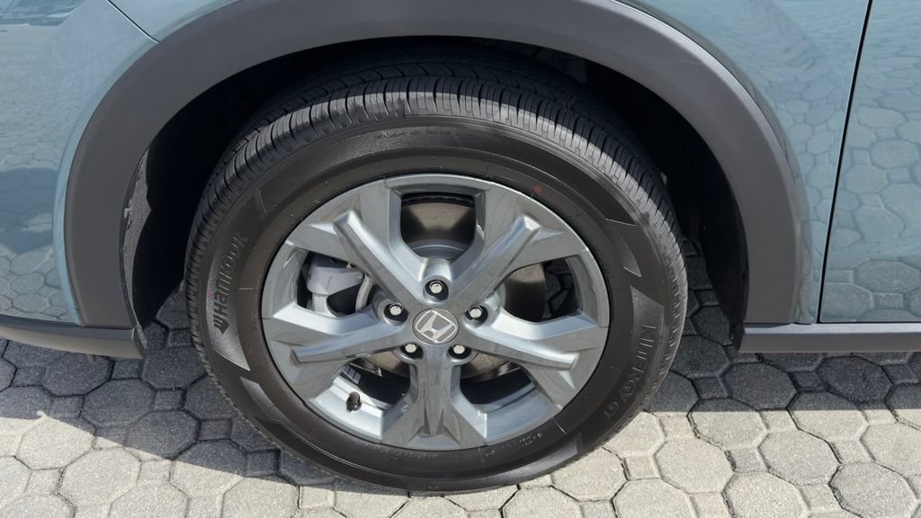Used 2027 Honda HR-V LX image 17
