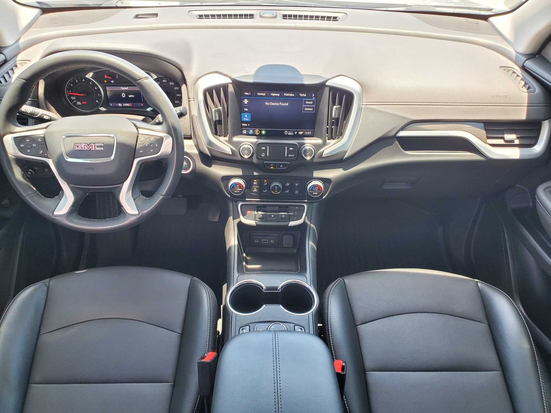 Used 2023 GMC Terrain SLT w/ LPO, Floor Liner Package FWD image 14
