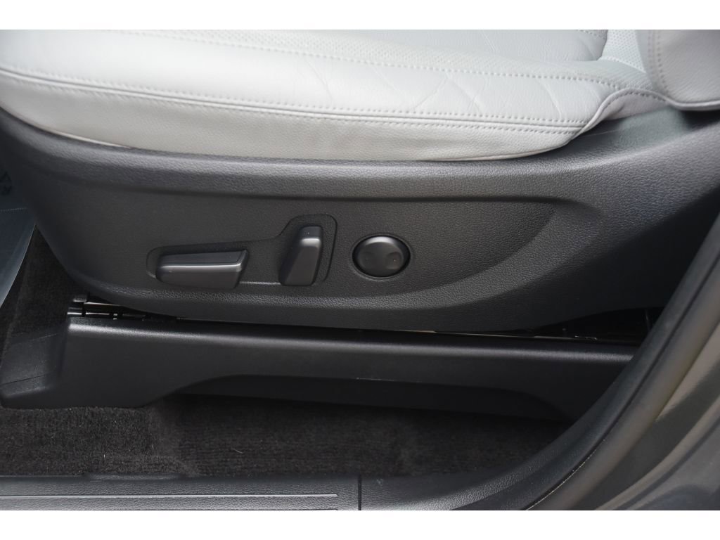 Used 2022 Hyundai Palisade SEL w/ Premium Package FWD image 32