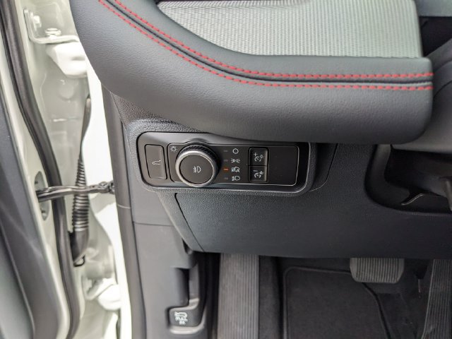 New 2026 Ford Explorer ST-Line w/ Premium Package RWD image 31
