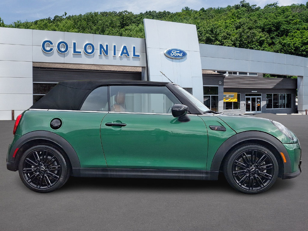 Used 2023 MINI Cooper S w/ Signature Upholstery Package FWD image 7