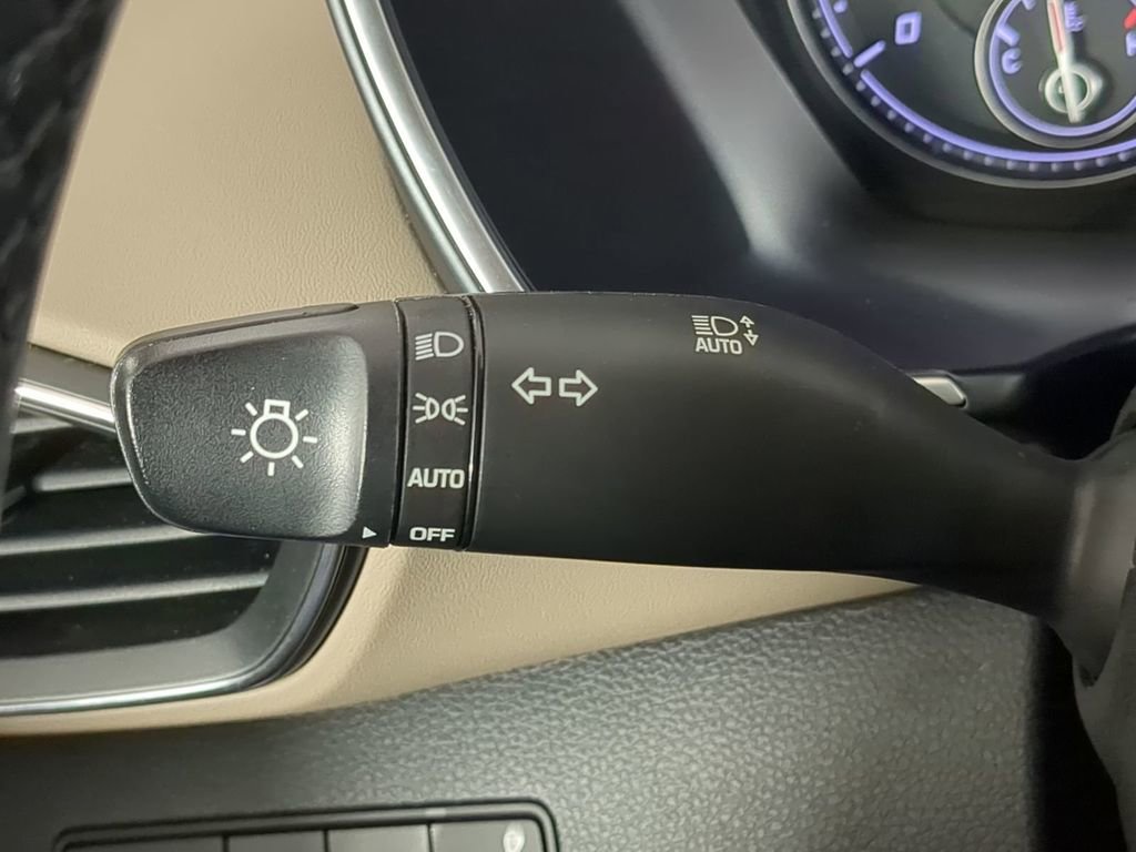 Used 2023 Hyundai Santa Fe SEL image 28