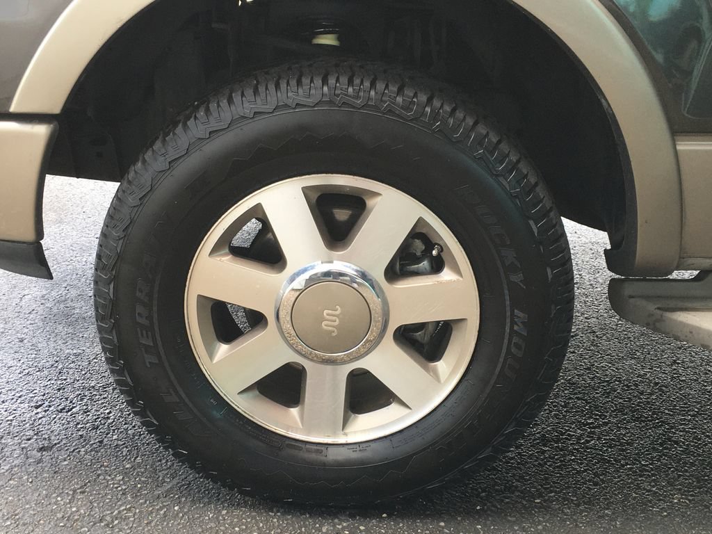 Used 2005 Ford F150 King Ranch AWD/4WD image 40