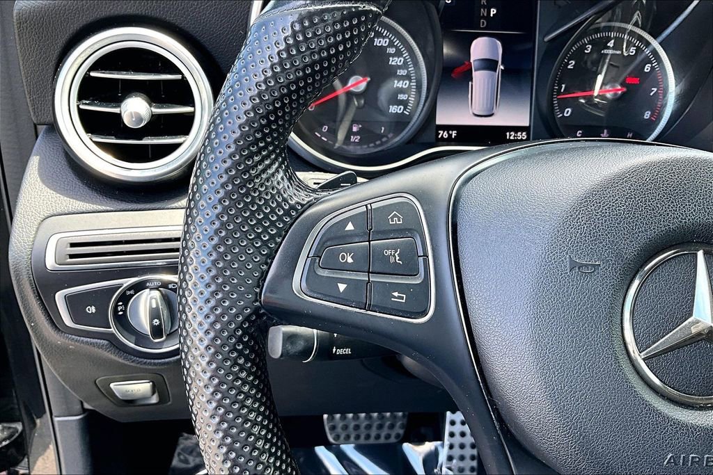 Used 2019 Mercedes-Benz GLC 300 4MATIC image 13