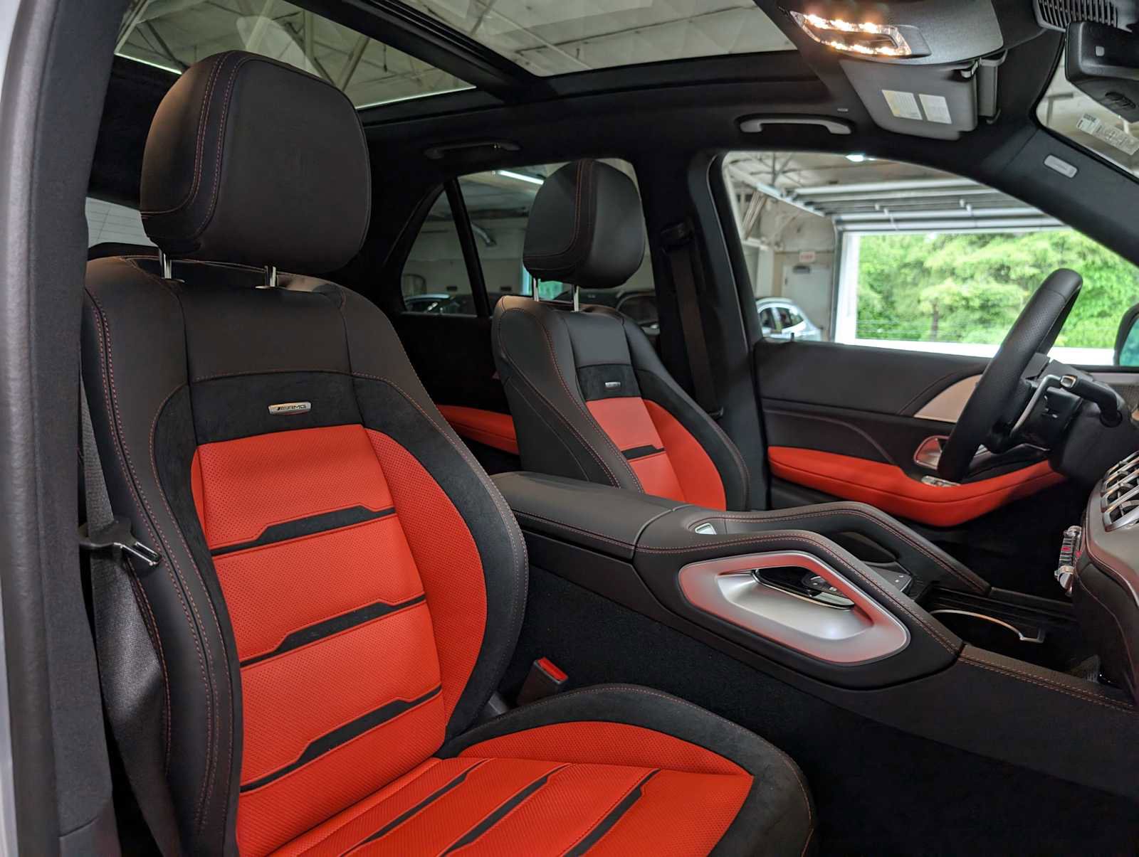 New 2025 Mercedes-Benz GLE 53 AMG AMG GLE 53 image 13