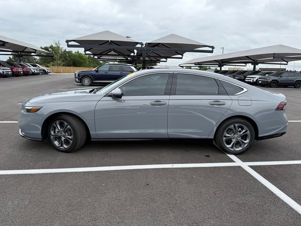 Used 2024 Honda Accord EX-L image 8
