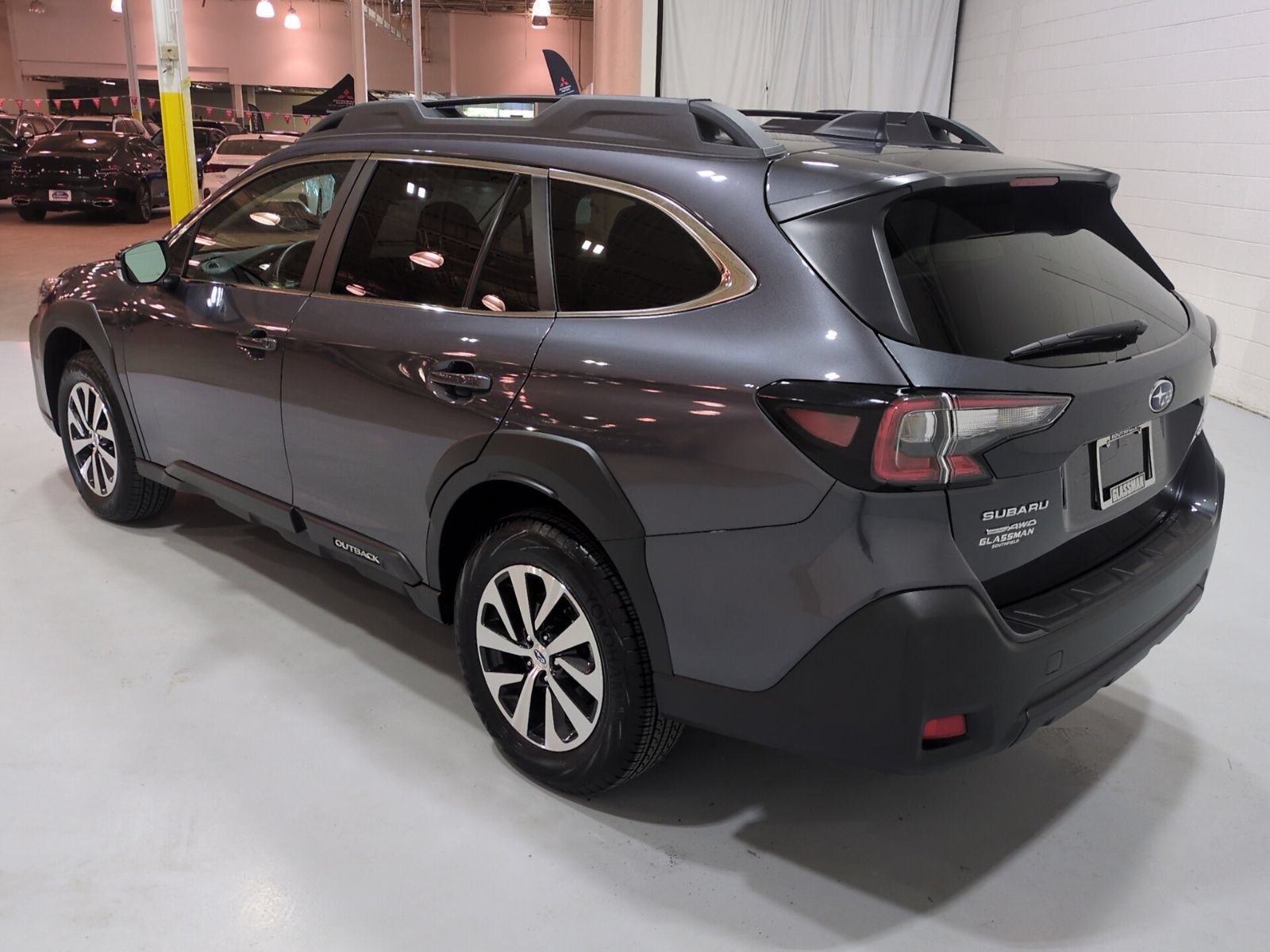 Certified 2025 Subaru Outback Premium w/ Popular Package #1A AWD/4WD image 5