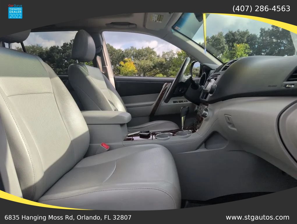 Used 2013 Toyota Highlander Limited FWD image 25