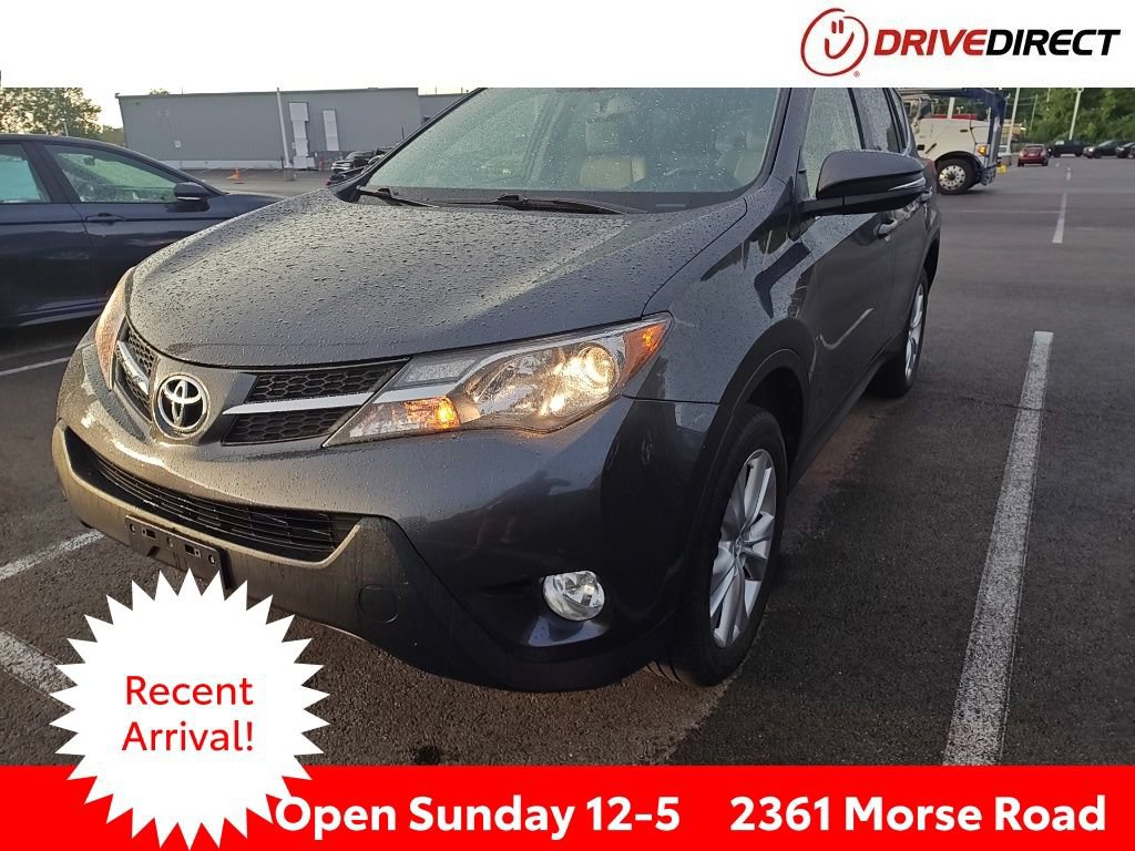Used 2015 Toyota RAV4 Limited AWD/4WD image 1