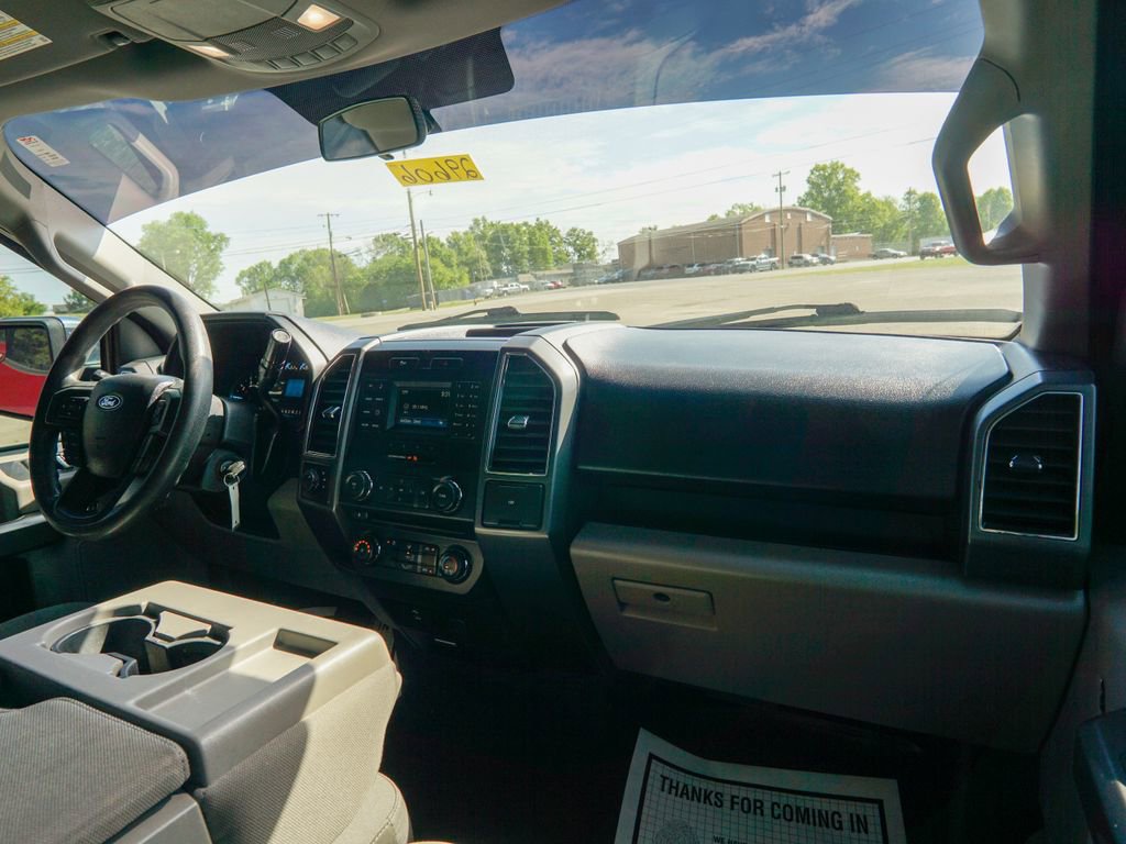 Used 2017 Ford F150 XLT AWD/4WD image 16