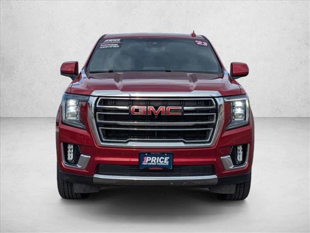 Used 2023 GMC Yukon SLT w/ SLT Premium Package image 2