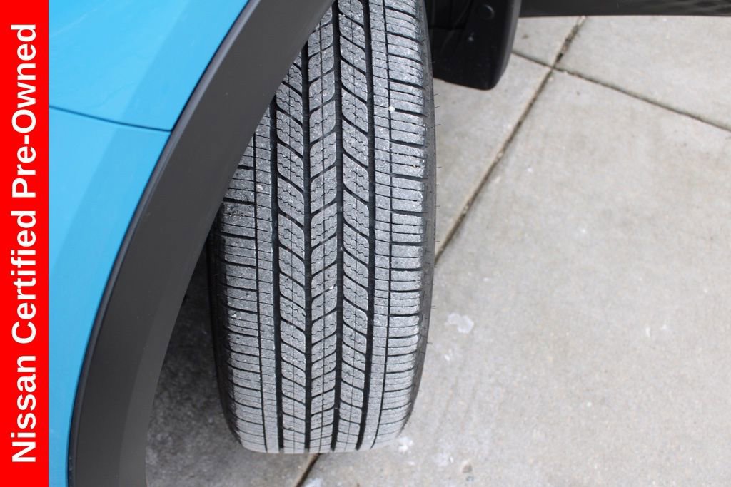 Certified 2025 Nissan Kicks SR w/ Illumination Package image 12