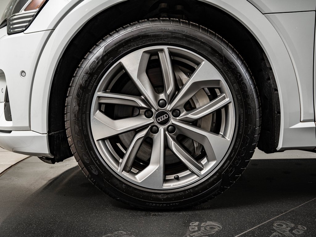 Used 2021 Audi e-tron Premium Plus w/ Premium Plus Package image 13