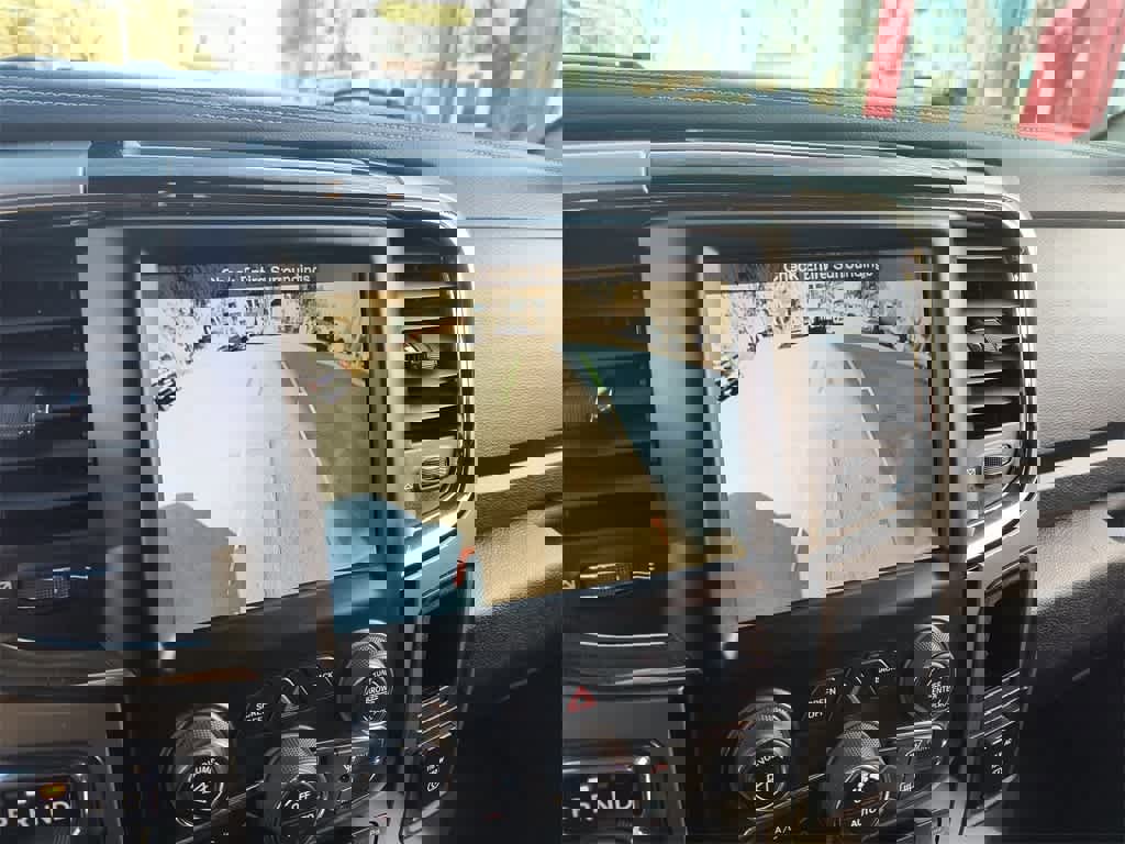 Used 2014 RAM 1500 Sport w/ Sport Premium Group image 17