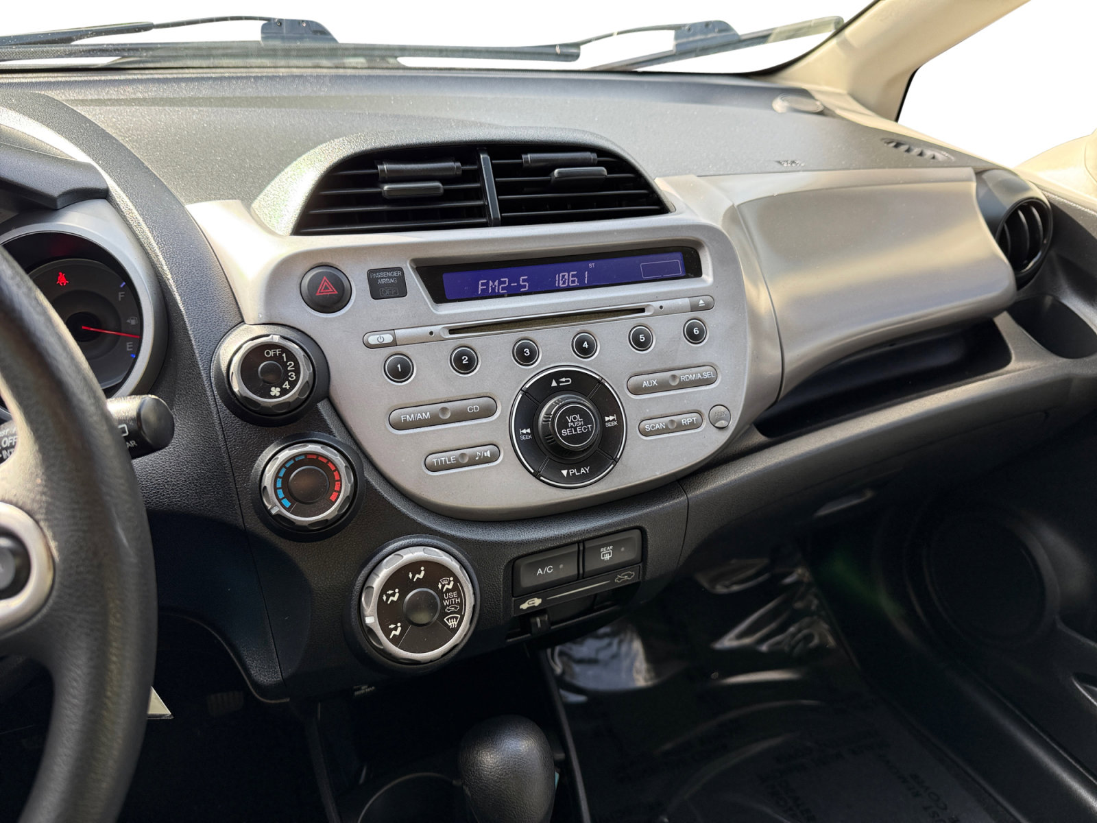 Used 2013 Honda Fit image 12