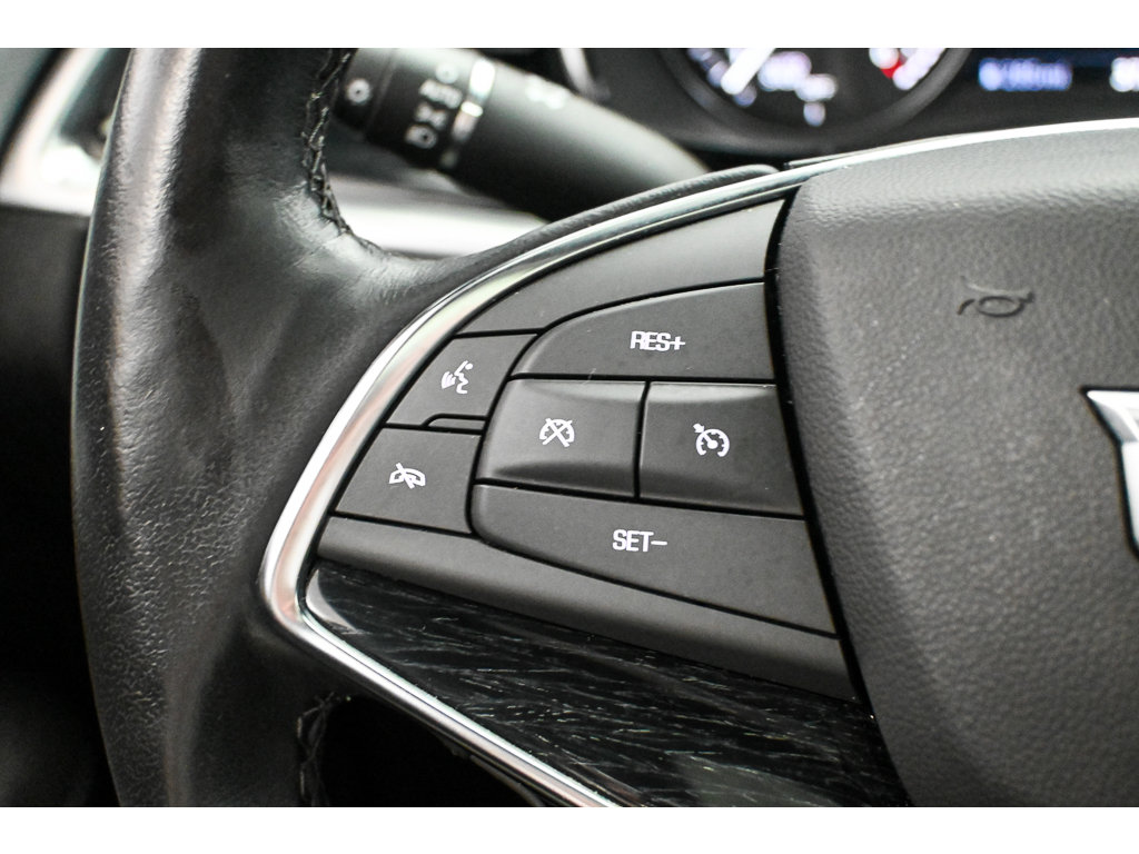 Used 2024 Cadillac XT5 Premium Luxury w/ Technology Package AWD/4WD image 39