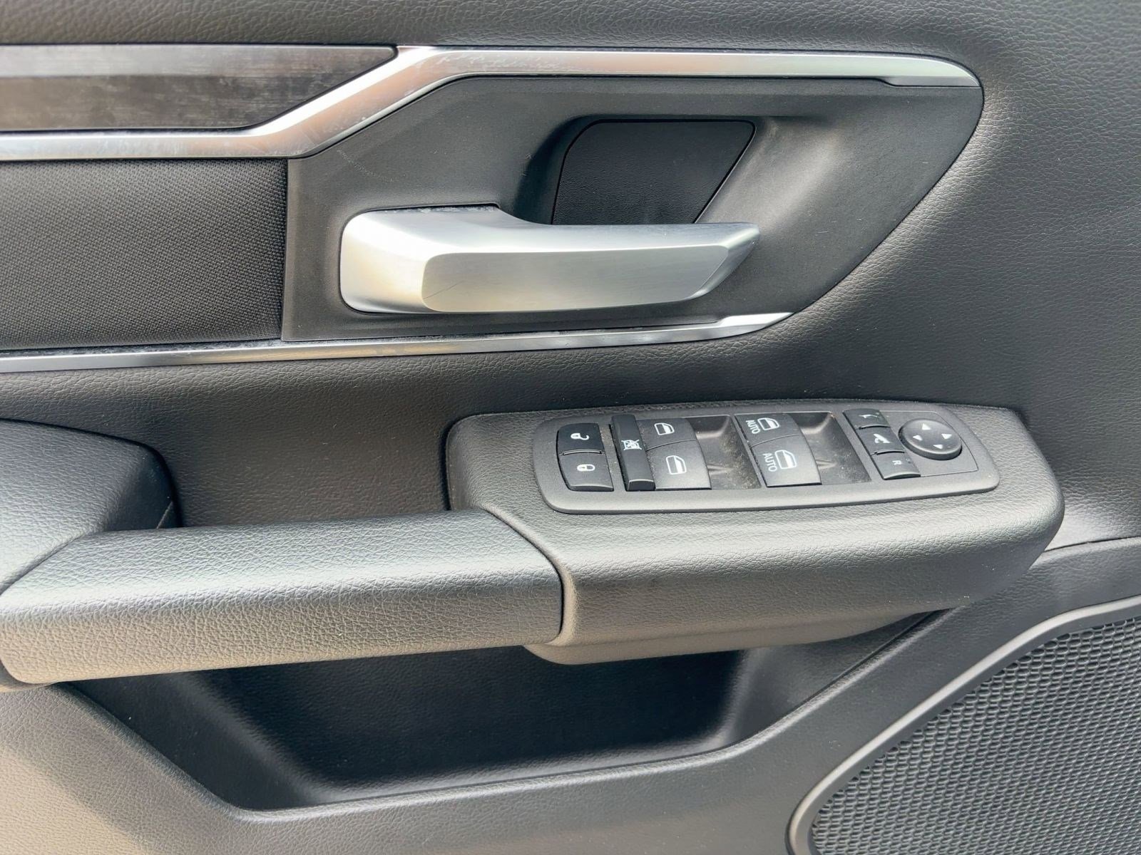 Used 2024 RAM 1500 Lone Star image 20