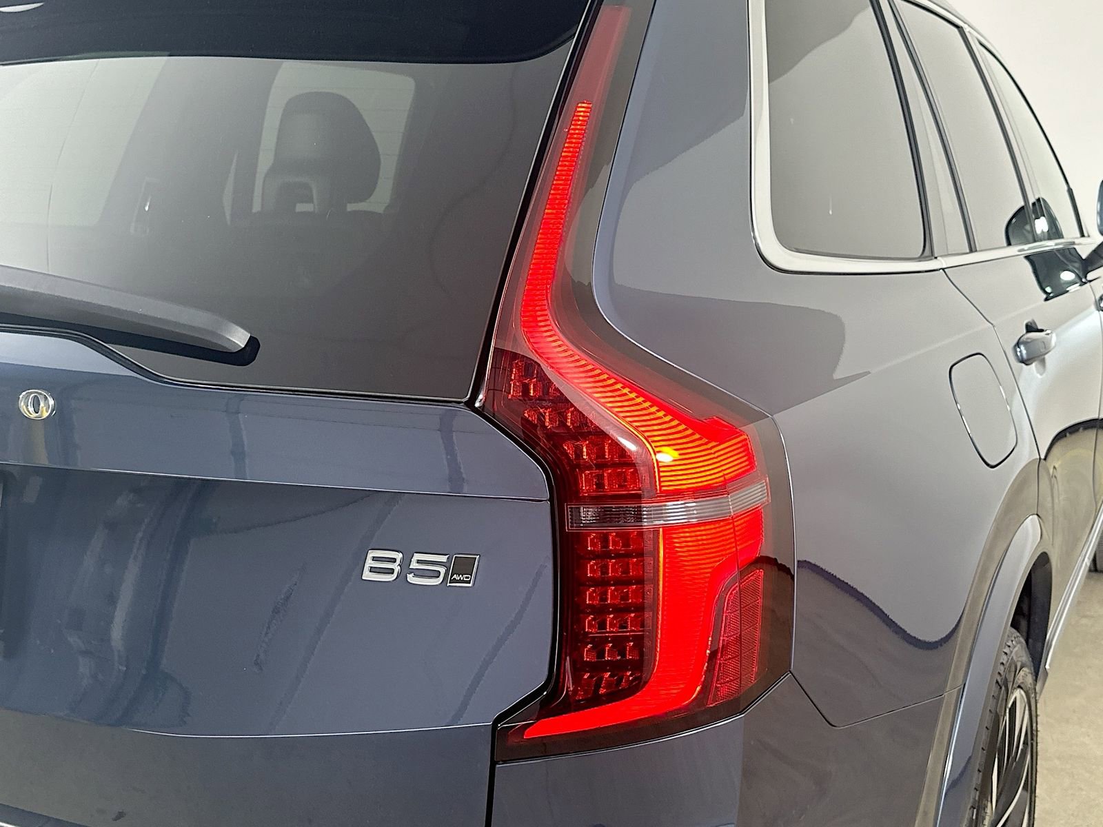 Used 2026 Volvo XC90 B5 Plus w/ Protection Package Premier AWD/4WD image 12