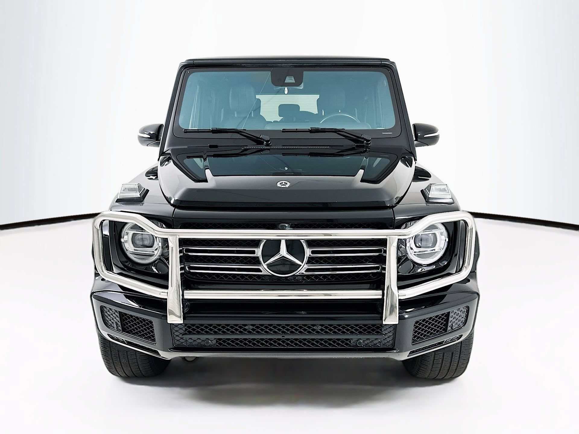 Used 2023 Mercedes-Benz G 550 image 2