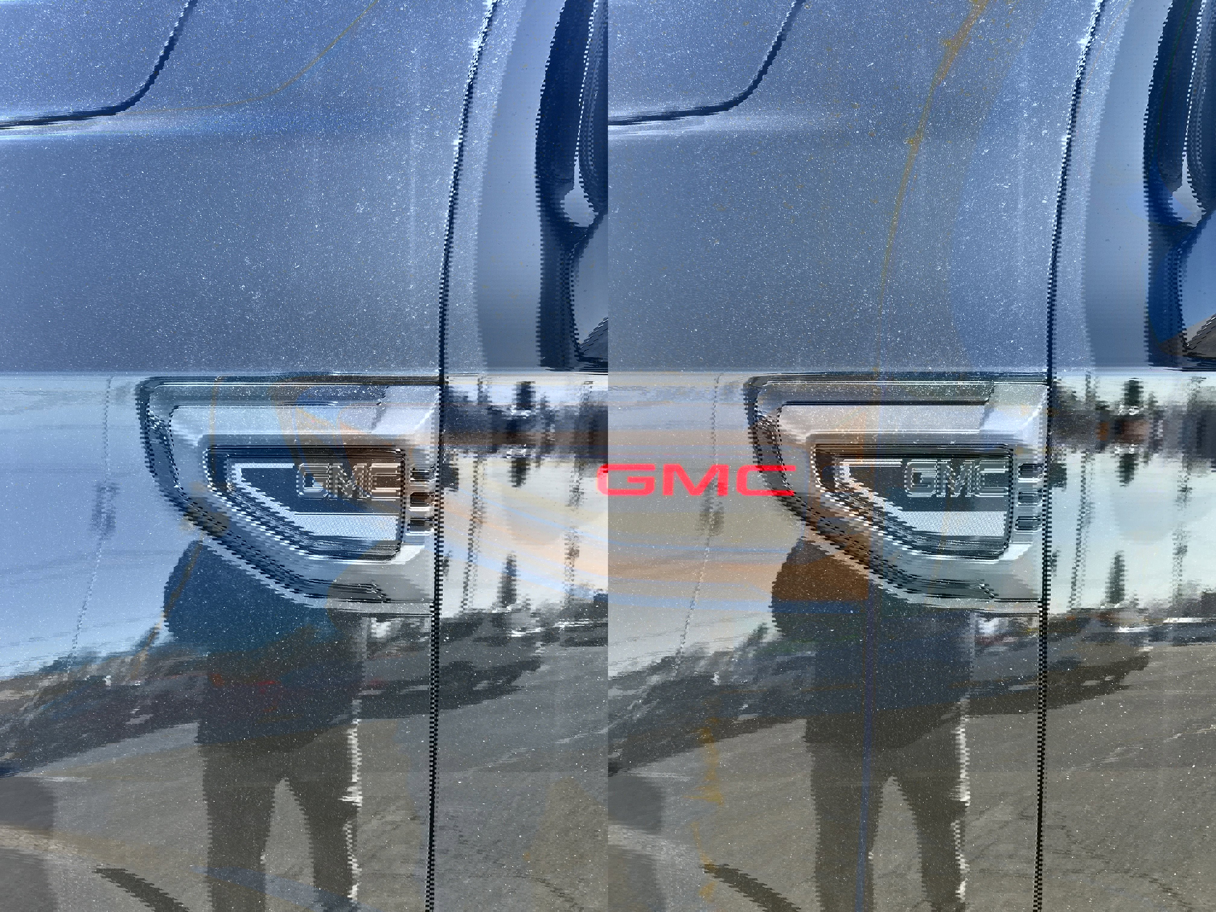 New 2026 GMC Yukon XL AT4 Ultimate image 4