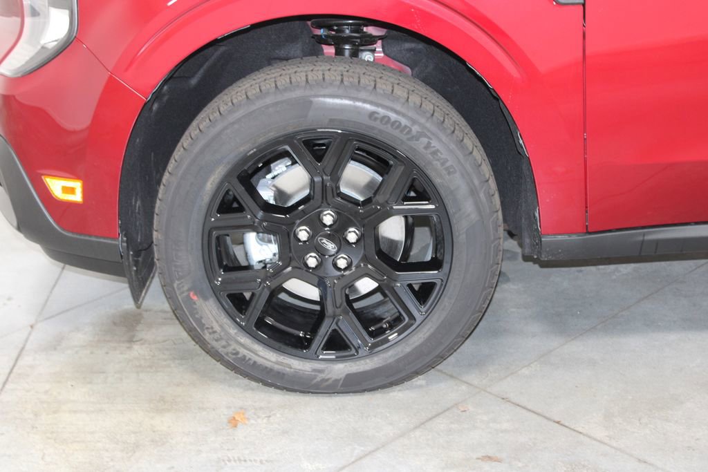 New 2025 Ford Maverick XLT w/ XLT Luxury Package image 16