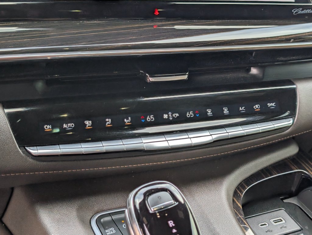 Used 2021 Cadillac Escalade ESV Sport AWD/4WD image 28