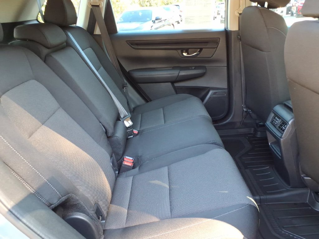 Used 2024 Honda CR-V LX image 17