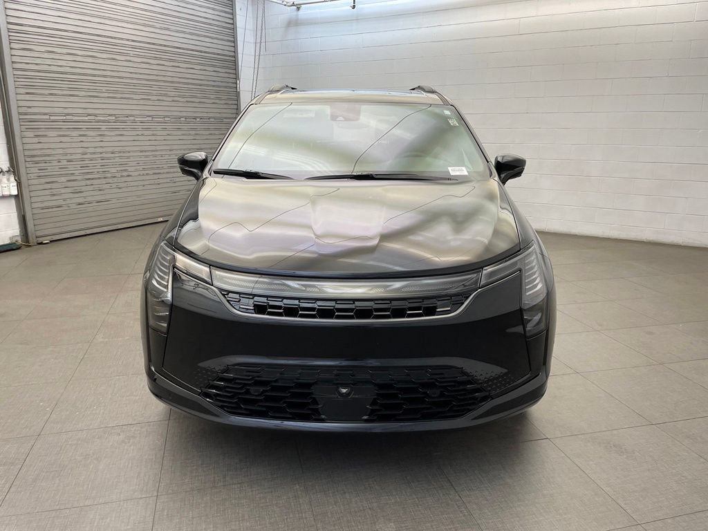 New 2027 Chrysler Pacifica Limited w/ S Appearance Package AWD/4WD image 6