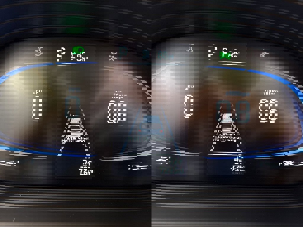 Used 2025 Hyundai Venue SEL image 36