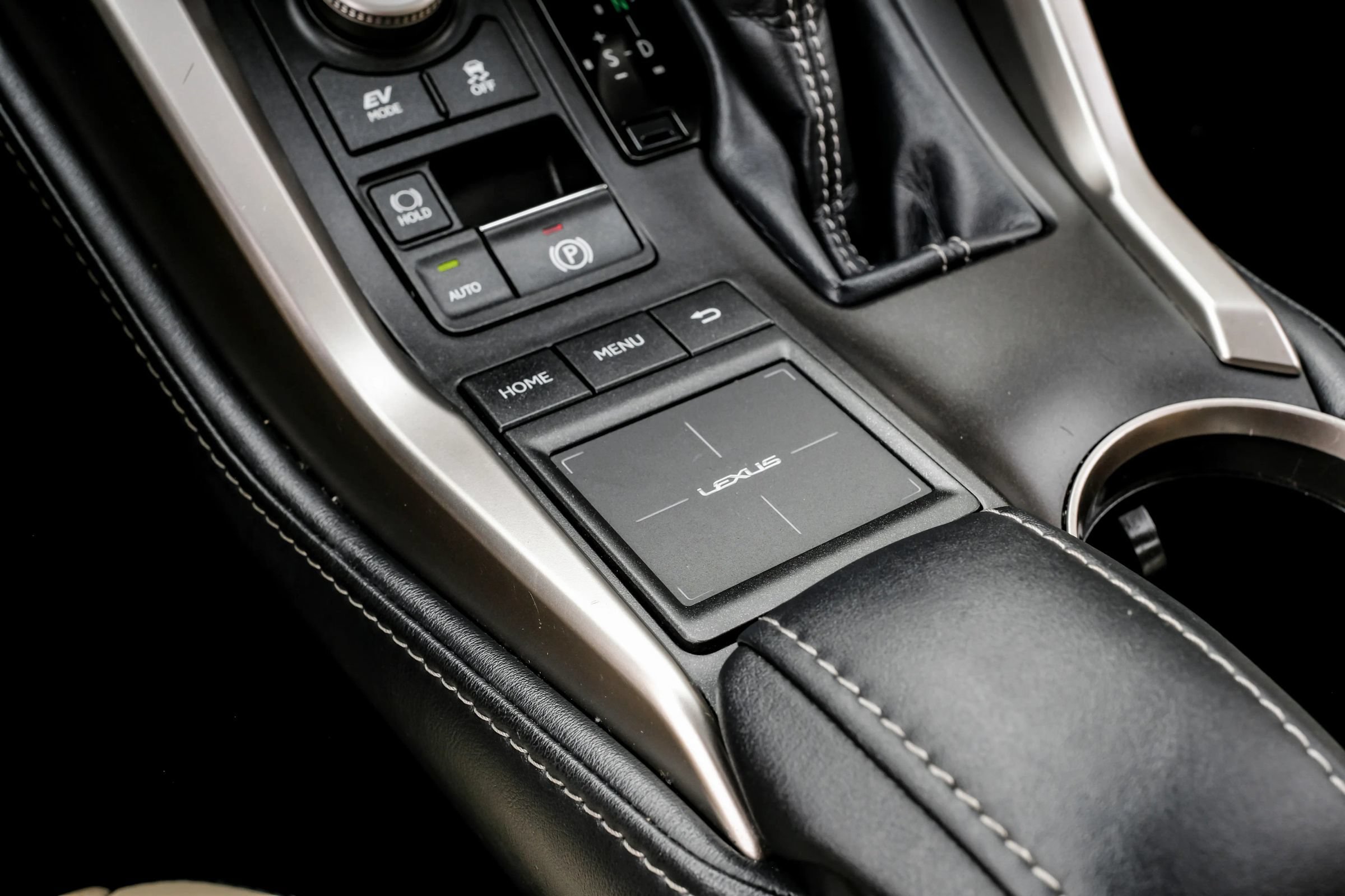 Used 2016 Lexus NX 300h FWD w/ Luxury Package image 29